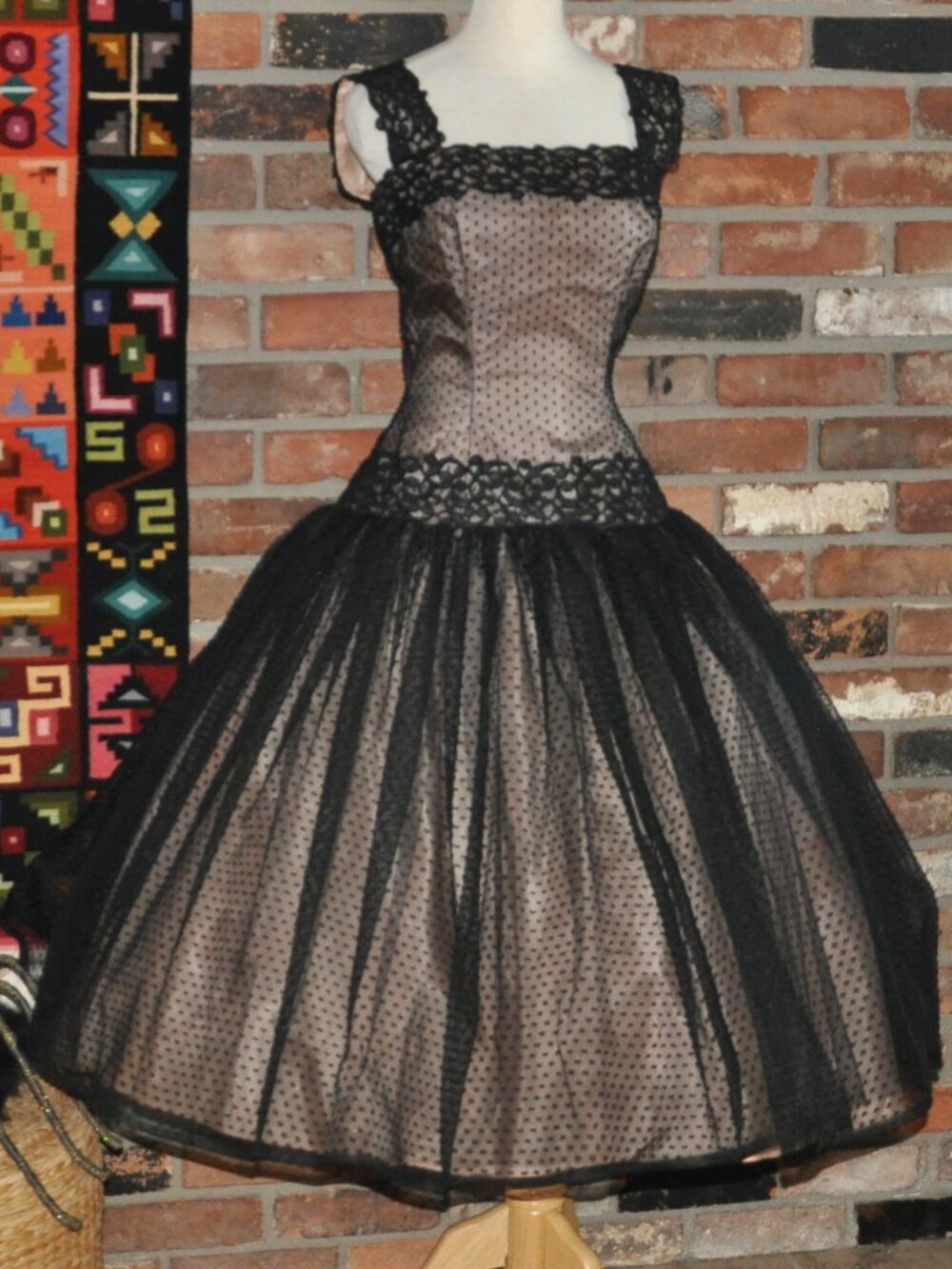 Vintage 50s Pink Black Lace Tulle Layer Crinoline Grad Prom Gown Dress Waist 27"